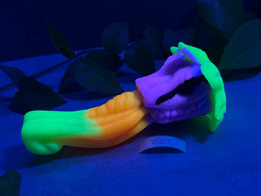 Quetzal's Tongue - Insertable - One Size - Soft - UV - GITD - 31017