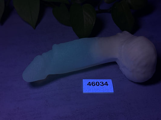 Su'lei - Navi Insertable Toy - Small - NC31 Soft - UV - GITD - 46034