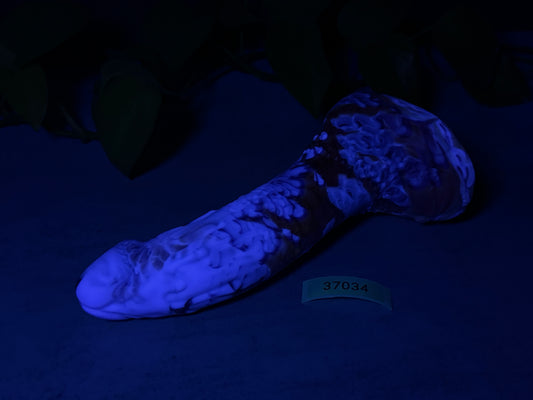 Ambrosia - Vampire Insertable - Medium - Medium - UV - GITD - 37034