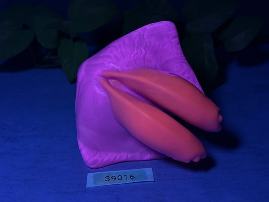 Riptide - Shark FTM Packer - Soft - UV - GITD - 39016