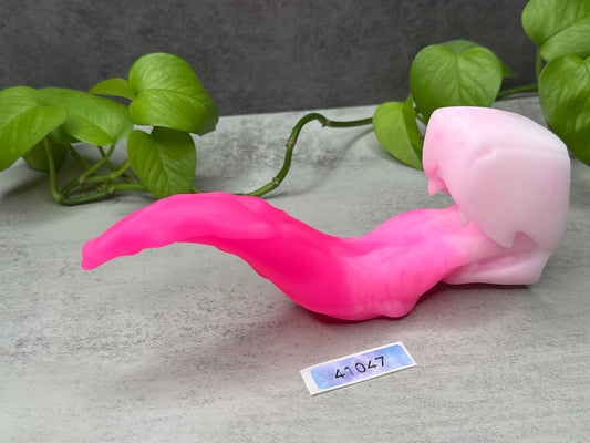 Oola's Tongue - Insertable Maw Dildo - Small - Medium - UV - 41047