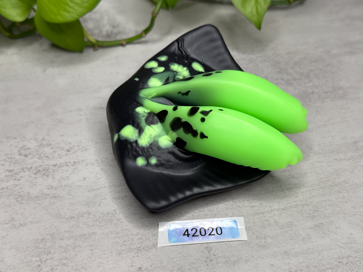 Riptide - Shark FTM Packer - One Size - Super Soft - UV - GITD - 42020 – AE