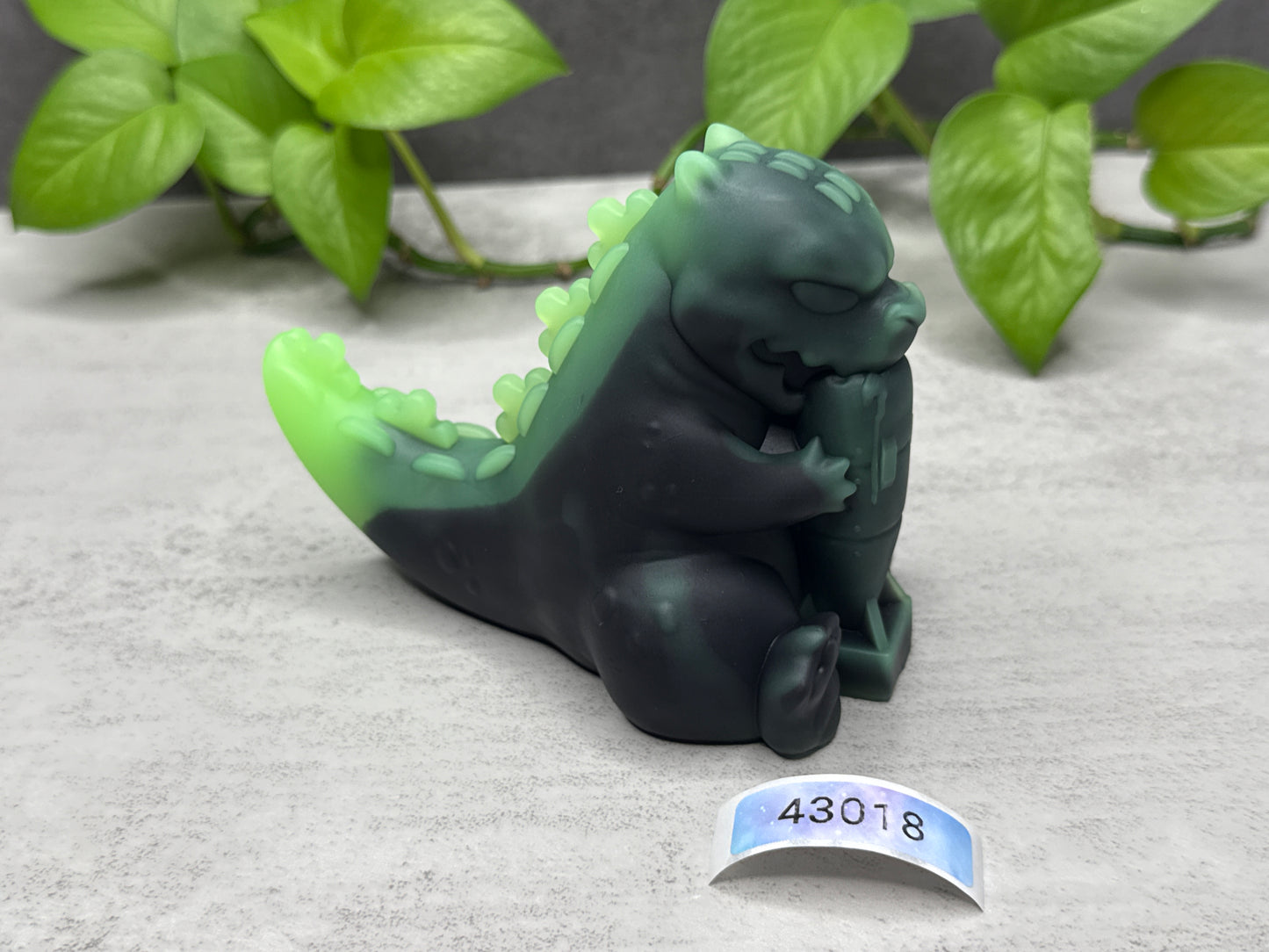 Atomic - Kaiju Squishy - Large - Super Soft - UV - GITD - 43018