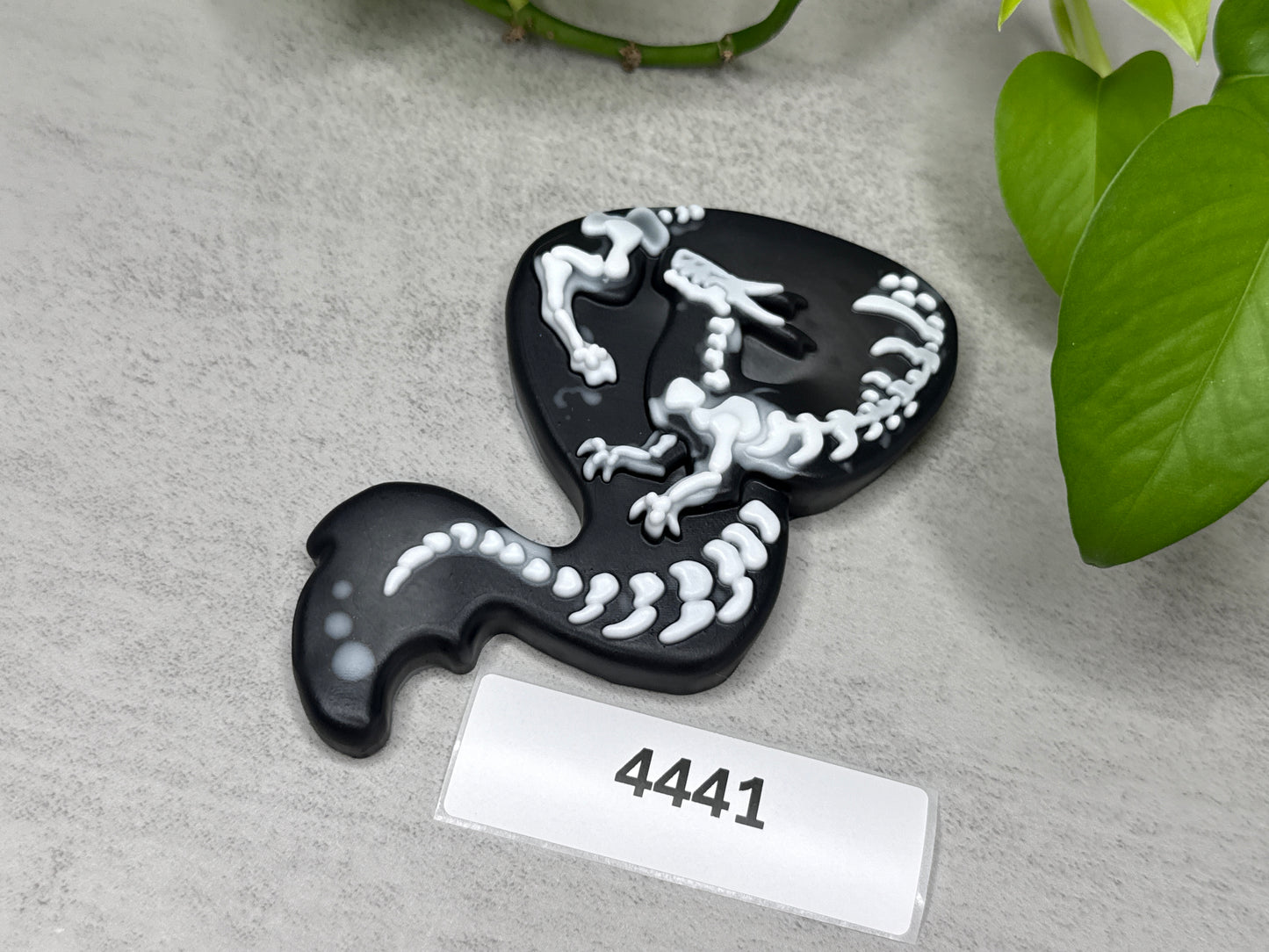 Fortune - Cookie Dragon Stim Grinder - Small - Soft - GITD - 4441