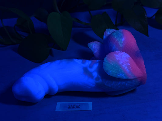 Tancho - Goldfish Insertable - Medium - Soft - UV - GITD - 33060