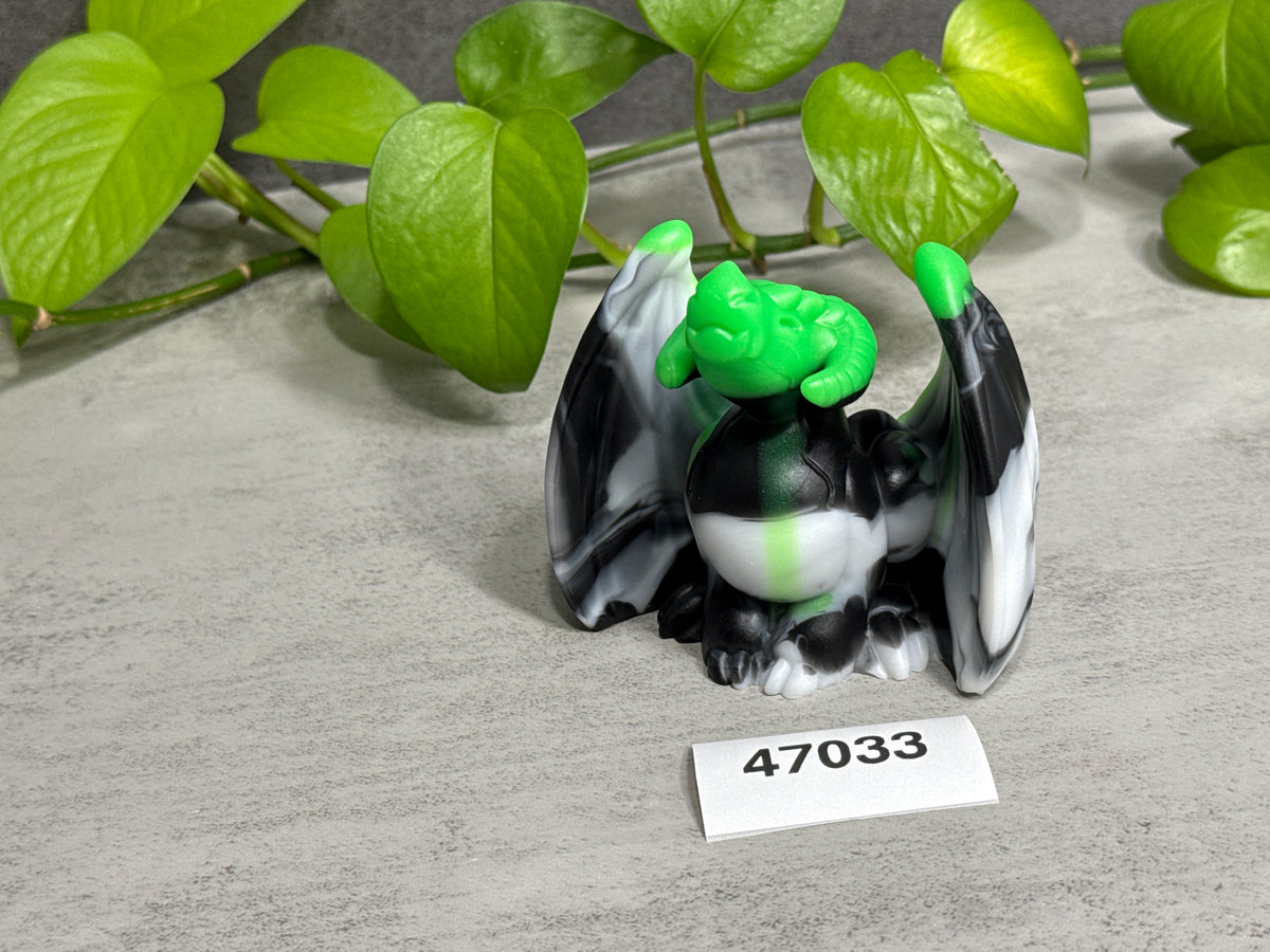 Tektonik - Dragon Squishy - Medium - Soft - UV - GITD - 47033