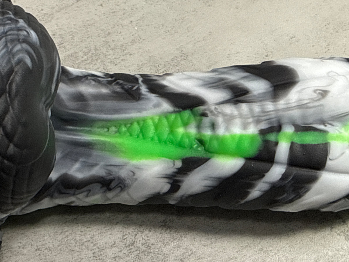 Flop - Orin - Merman Insertable - Medium - Soft - UV - GITD - 47023