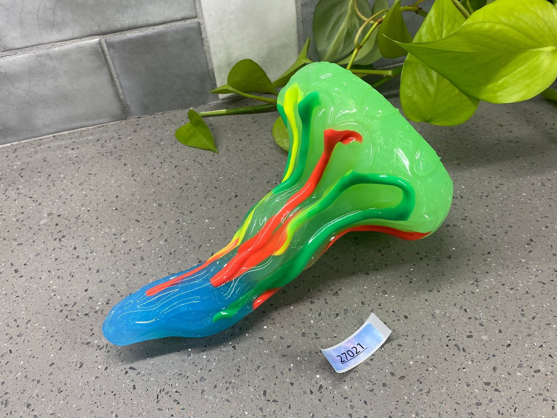 Nettle - Jellyfish Insertable - Medium - NC31 Soft - UV - GITD - 27021 – AE