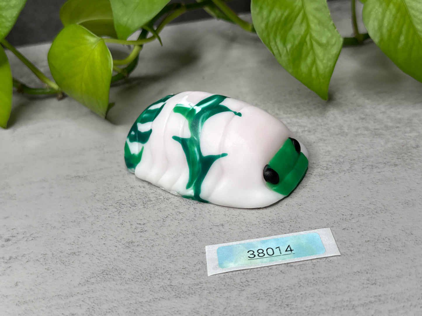 Rollie - Isopod Squish - Medium - Soft - UV - GITD - 38014