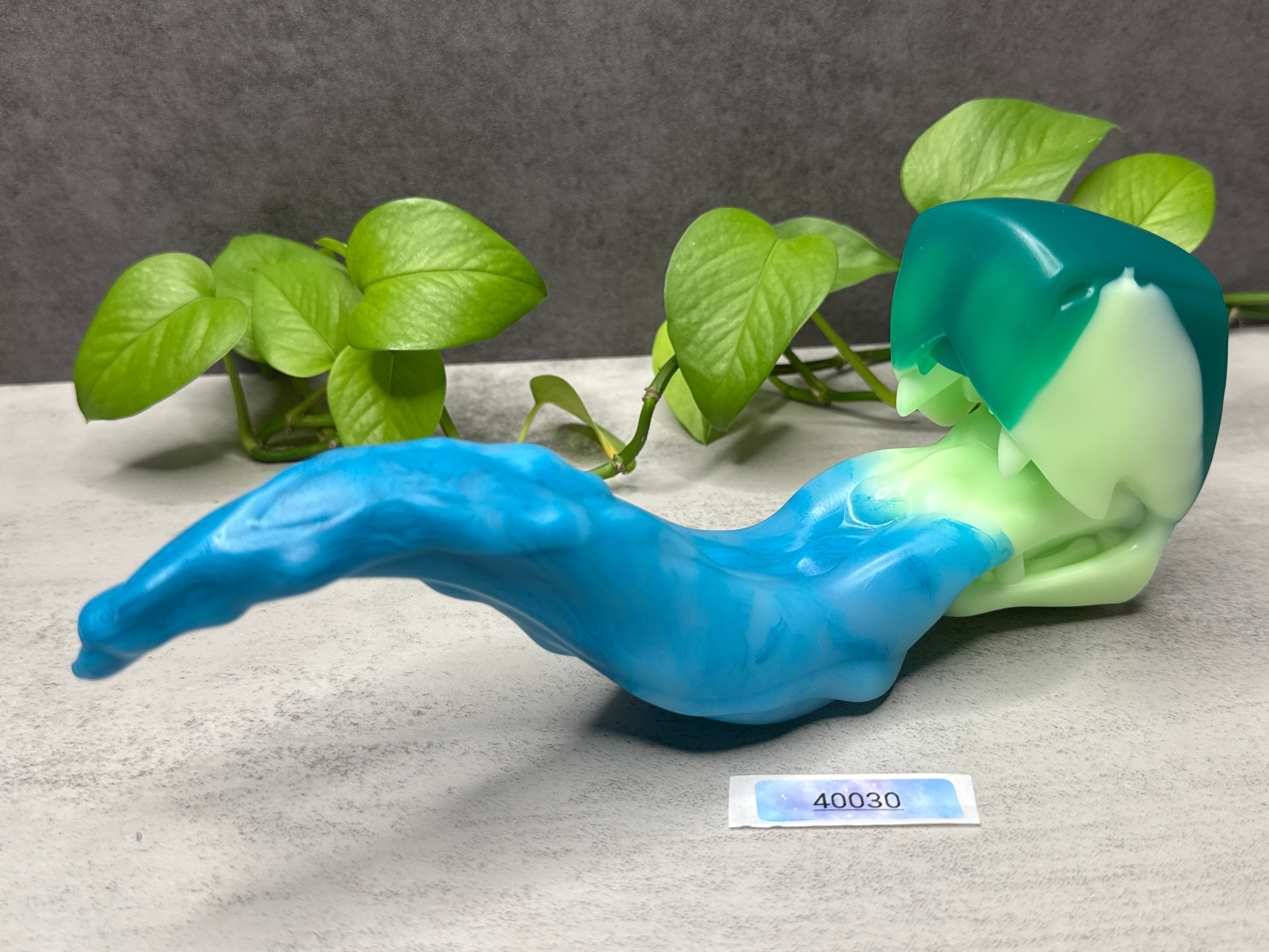 Oola Tongue - Insertable Maw - Medium - Medium - UV - GITD - 40030 – AE